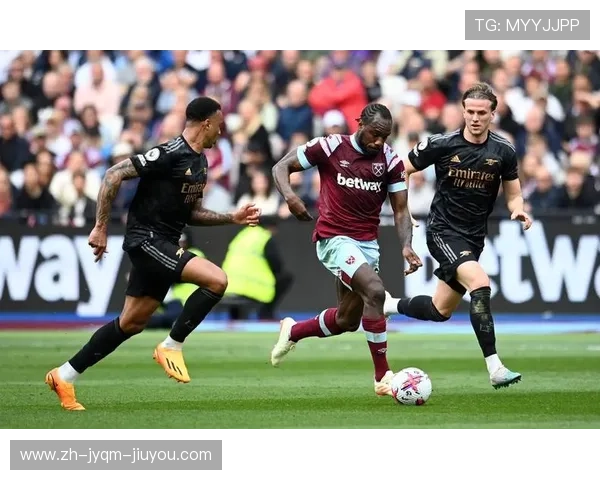 英超纽卡斯尔联主教练历年更替与战术调整回顾